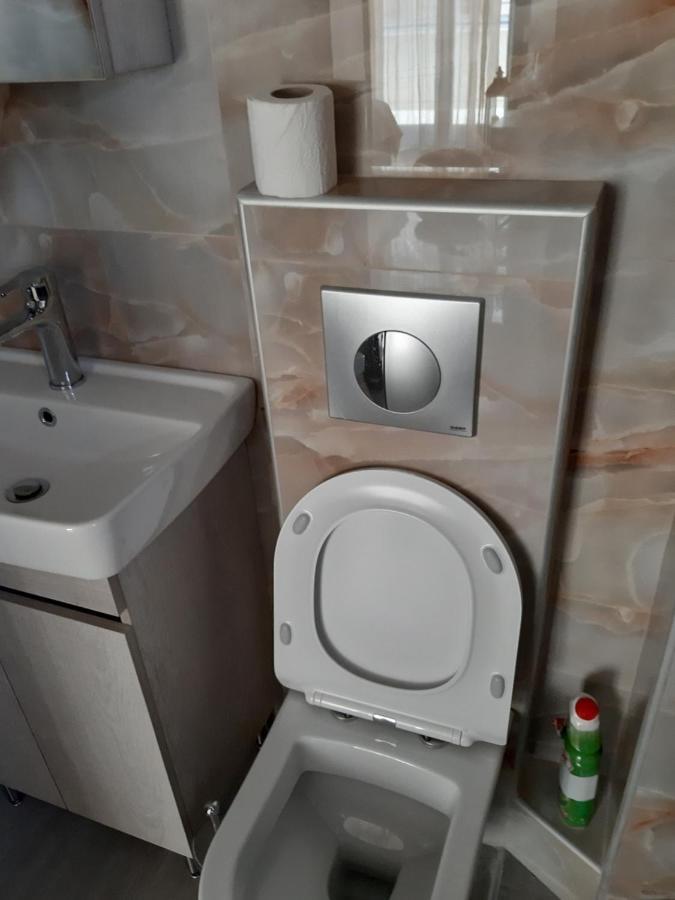 Kosmos Service Apartment City Center 1 With Additional Cost Parking Salonic Exterior foto