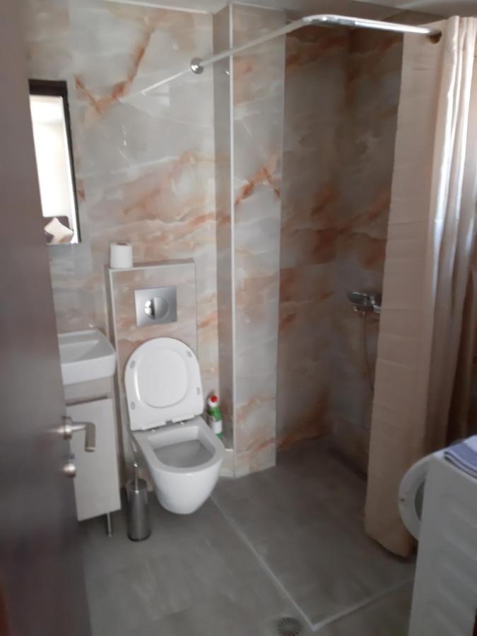 Kosmos Service Apartment City Center 1 With Additional Cost Parking Salonic Exterior foto