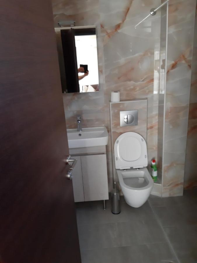Kosmos Service Apartment City Center 1 With Additional Cost Parking Salonic Exterior foto